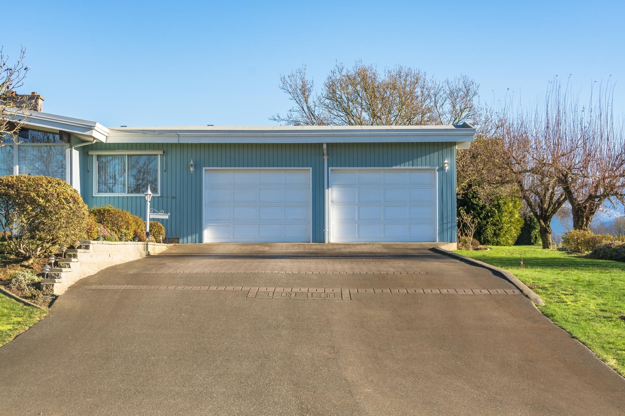 Concrete vs. Asphalt for Residential Driveways in Georgia