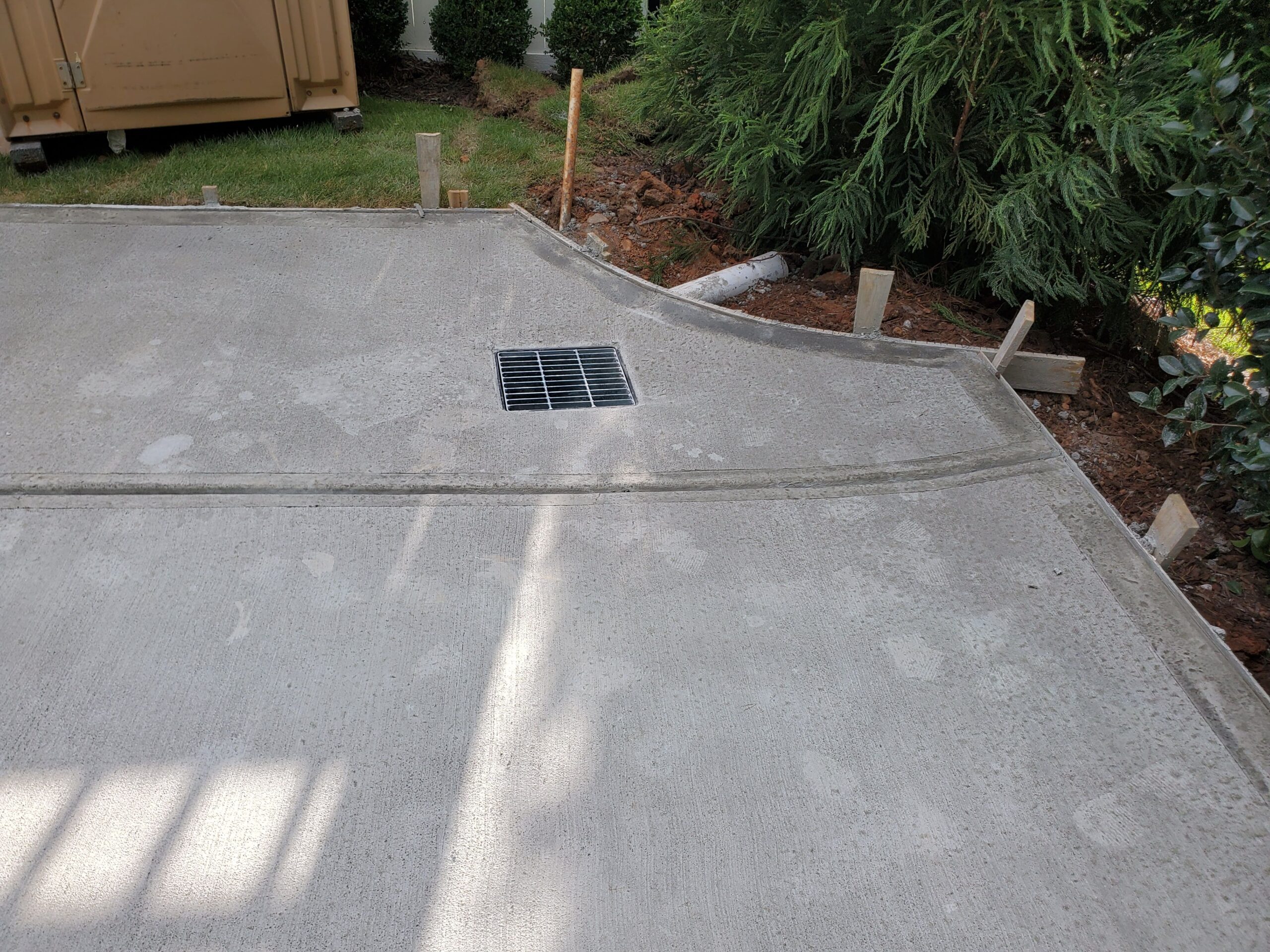 Commercial service area concrete project
