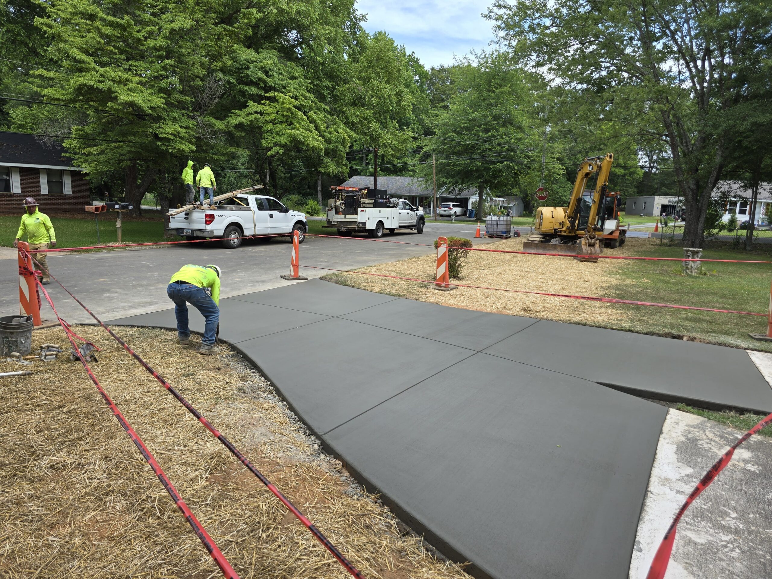 Finished residential concrete driveway